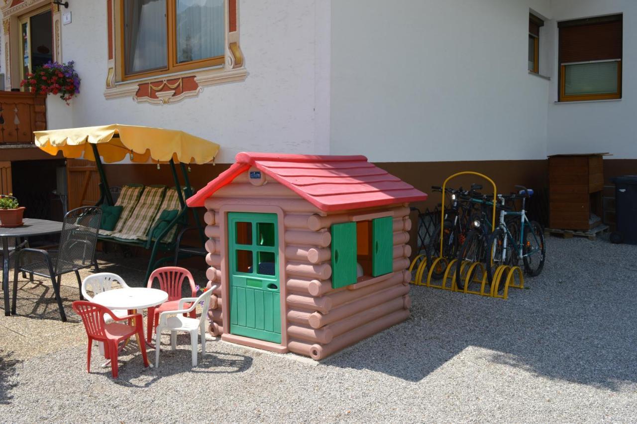 Tirolerhof Hotel Lermoos Bagian luar foto