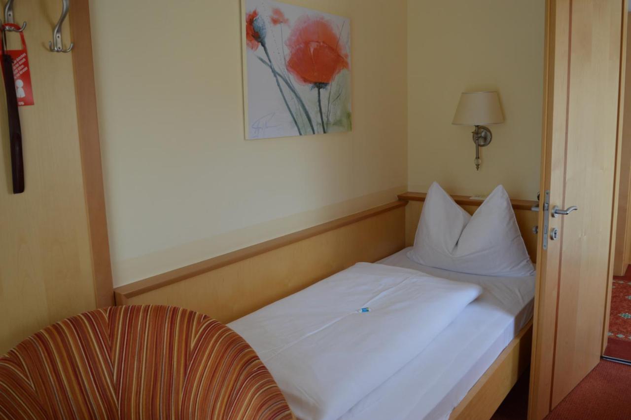 Tirolerhof Hotel Lermoos Bagian luar foto