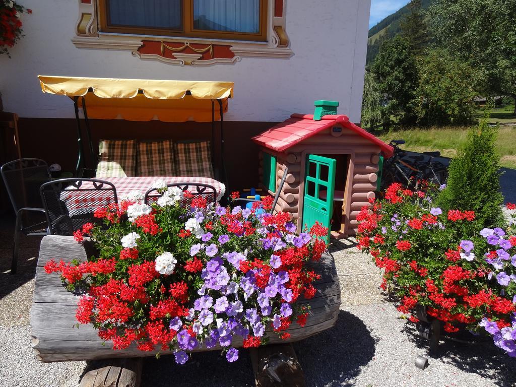 Tirolerhof Hotel Lermoos Bagian luar foto