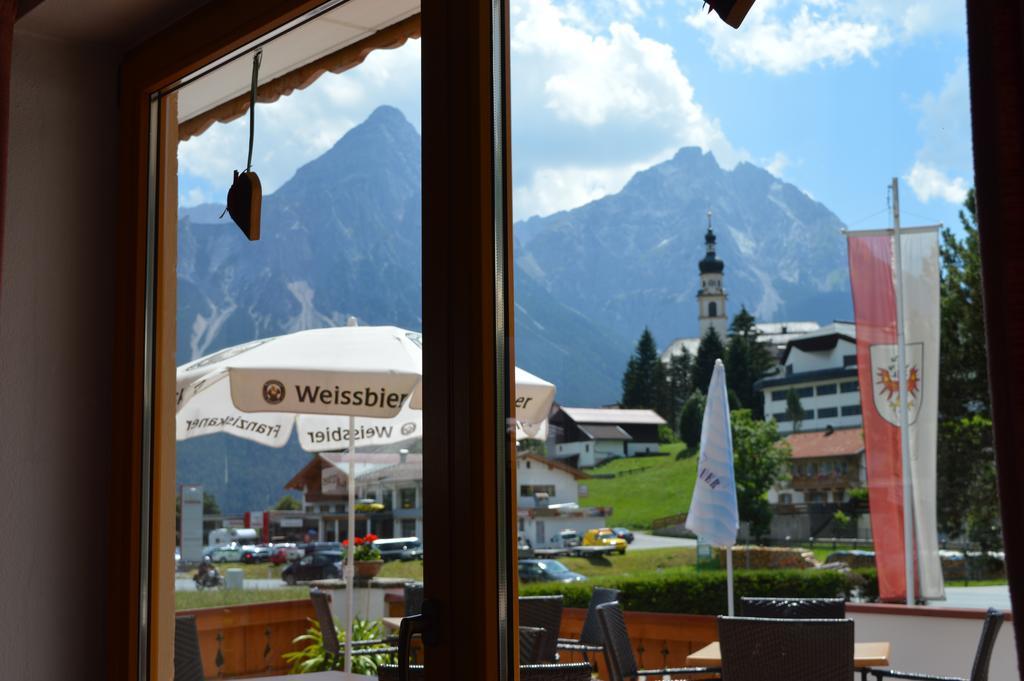 Tirolerhof Hotel Lermoos Bagian luar foto